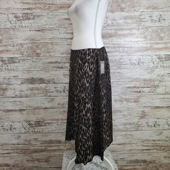 VINCE CAMUTO Black Animal Print Asymmetrical Skirt - Picture 4 of 10